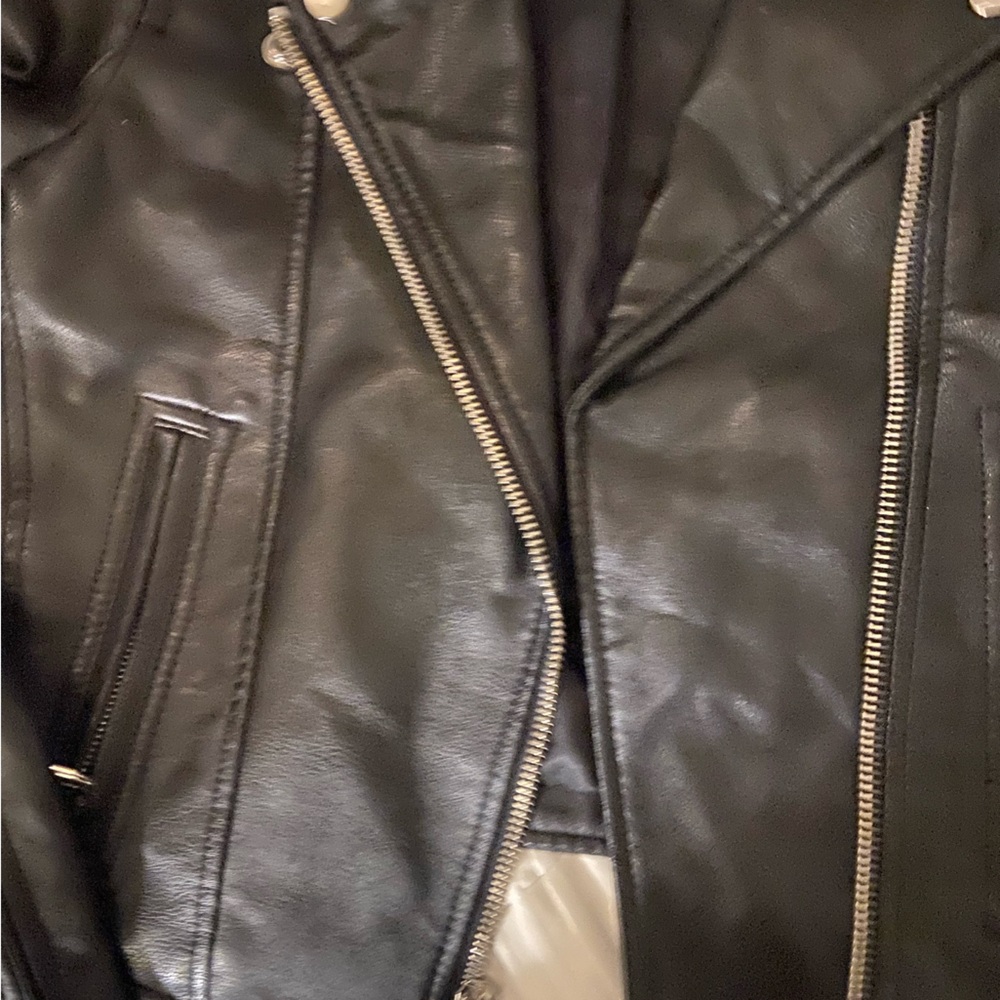 Abercrombie & Fitch Black Vegan Leather Jacket - Picture 3 of 4